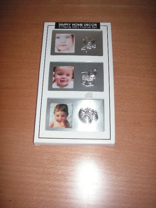 Molduras em Metal para Bébé