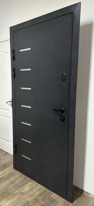 Вхідні двері вуличні зовнішні в будинок дім входные двери уличные дом