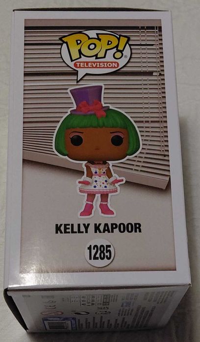 funko pop the office 1285 kelly kapoor 2022 fall convention