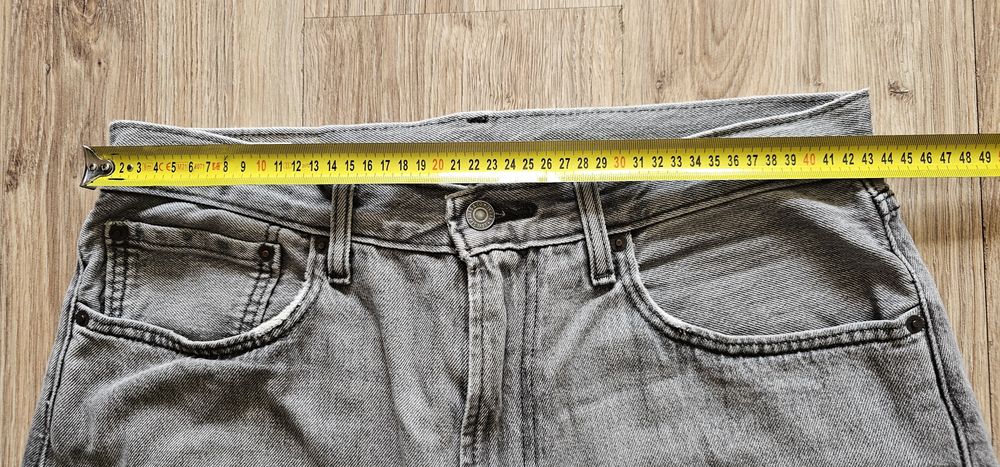Levis spodnie męskie model 551 rozmiar W34 L32 wymiary widać na zdjęciach