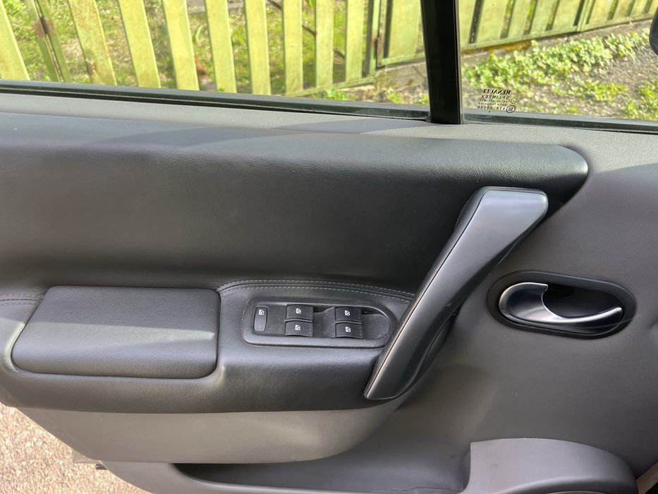 Продаю Renault megan scenik 2 Рено сценік 2