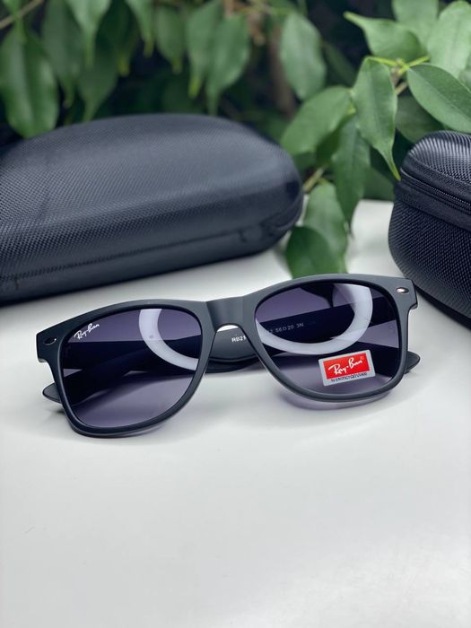 Сонцезахисні окуляри Ray Ban Wayfarer чоловічі UV400 чорні