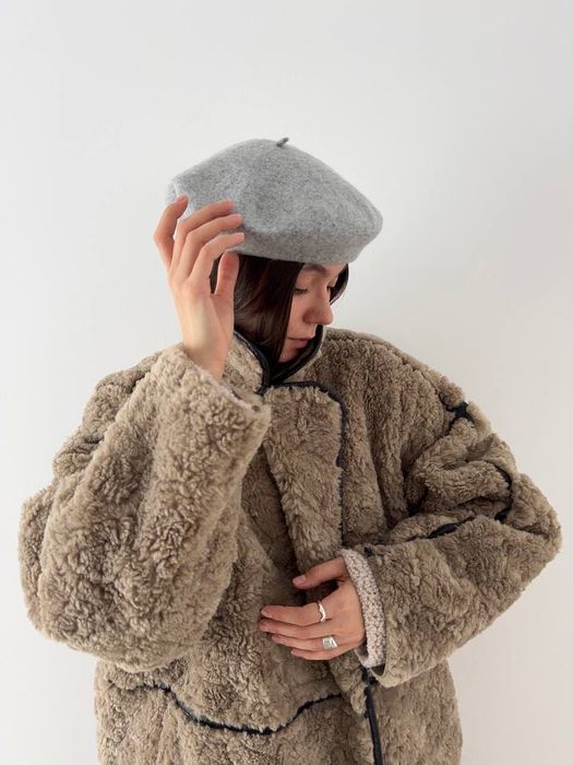 сірий берет Monki