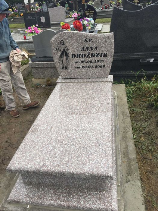 4500 nagrobek granitowy z montazem caly slask