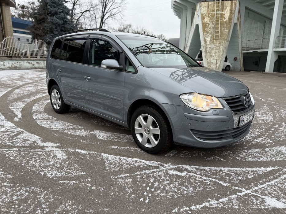 Продам Volkswagen Touran