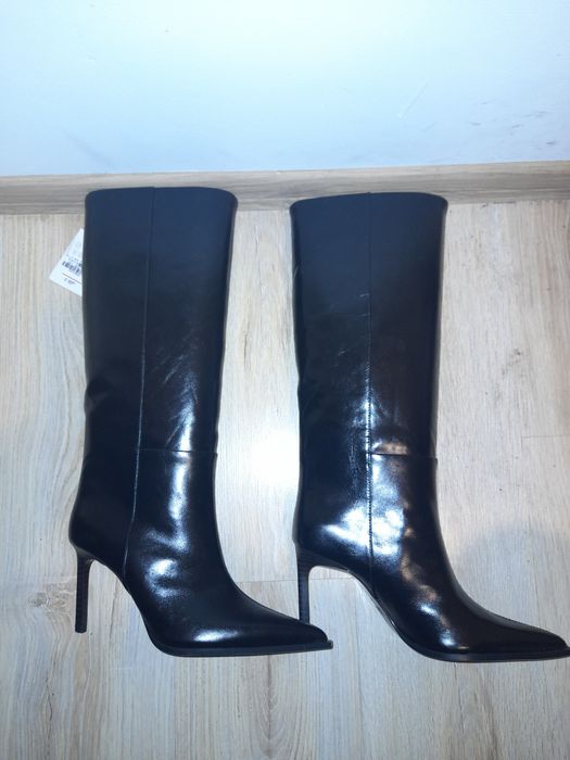 Zara- Damskie skórzane kozaki na obcasie roz-38.