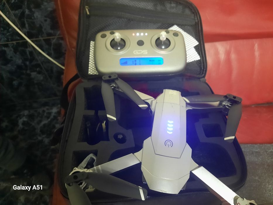 Vendo Drone da marca ZLRC Novo