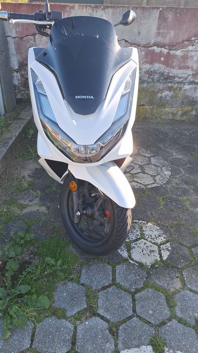 Honda PCX Painel Esquerdo/Chão Usado