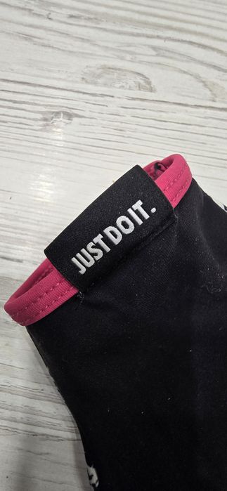 Nike Thermal Gloves Women's Medium Rally Running Printed Black/White/Vivid Pink