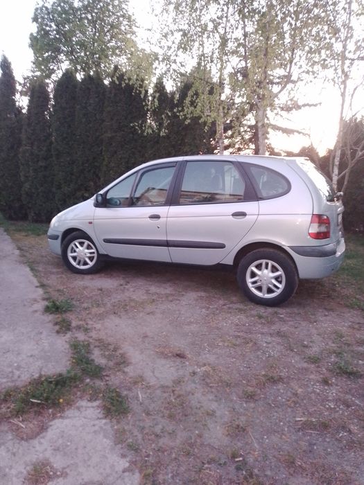 Sprzedam Renault Scenic  1.4 benzyna