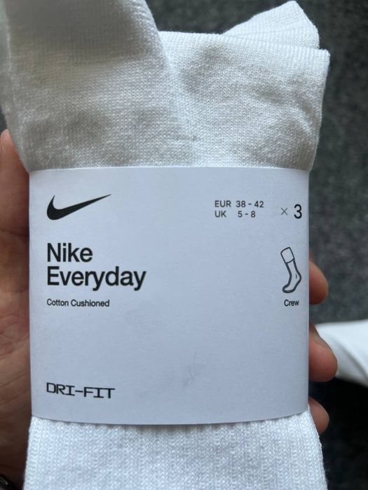Nike Wysokie białe Skarpetky 3 pak