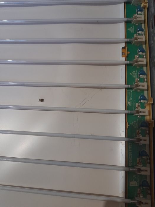 HILIPS,Запчасти 42PFL7404H/12.LCD