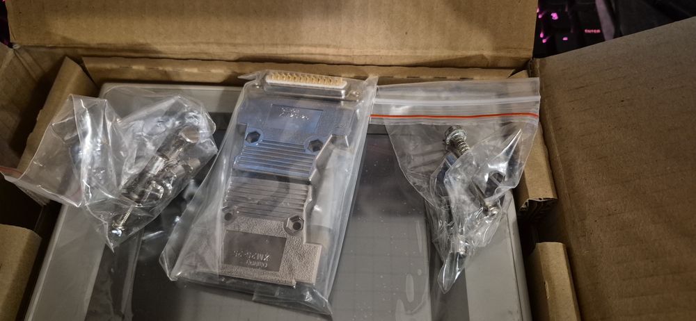Omrom NT31C-ST143-EV3