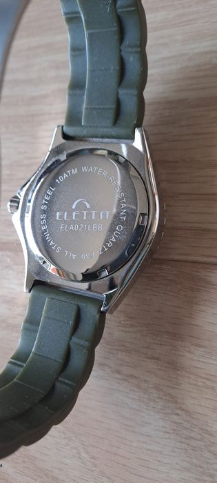 Relógio  ELETTA Vilamoura, com 5 Braceletes e 2 Aros. Como NOVO
Só entrego pessoalmente