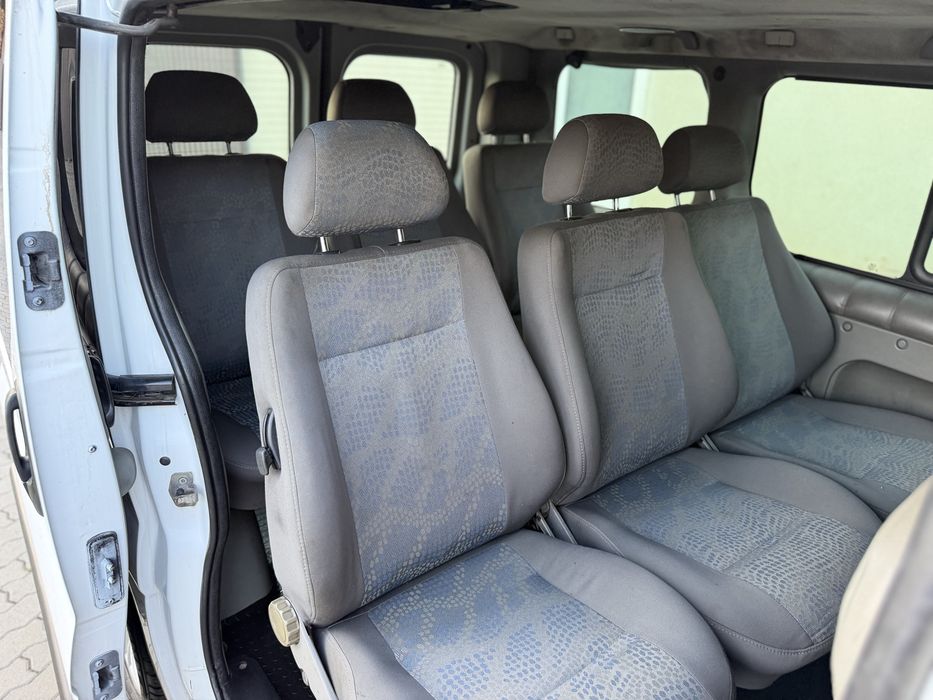 Renault Trafic 2.5 пасажир 9 місць