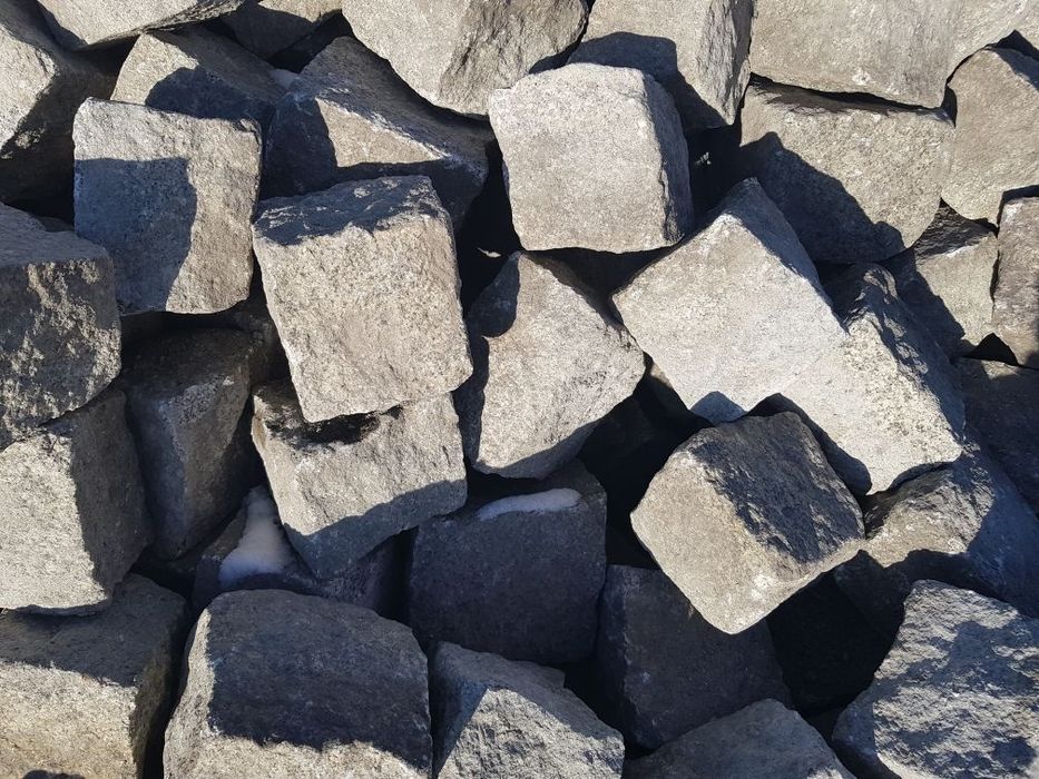 Kamień granitowy