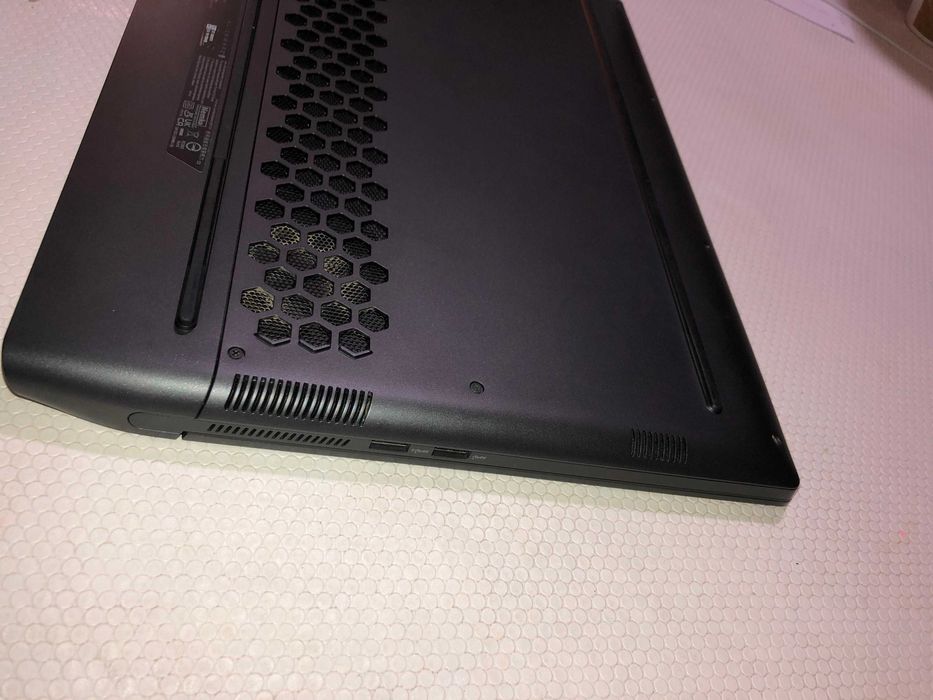 Alienware Gaming Laptop – High Performance, Excellent Condition