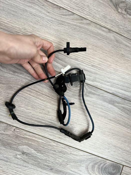 Датчик АВS Toyota Rav 4, LexusNX 89545-48070