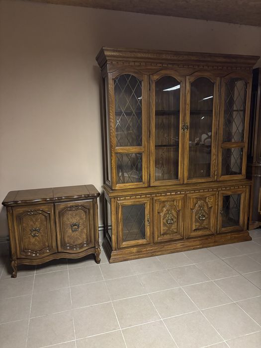 Stylowy zestaw prod. U.S.A witryna kredens + pomocnik komoda stylowe