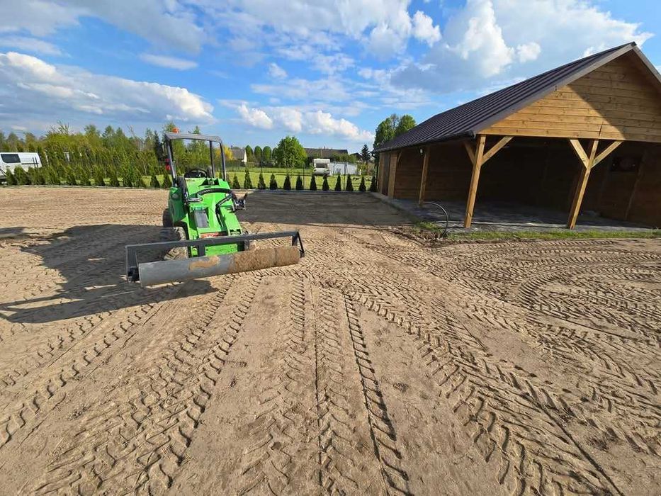 Usługa glebogryzarką separacyjną Areator Areacja trawników siew trawy