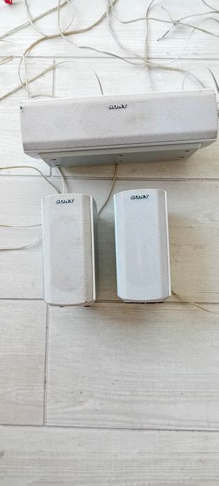 SONY Speaker Columns – 4 Speakers, €3064169627447681124