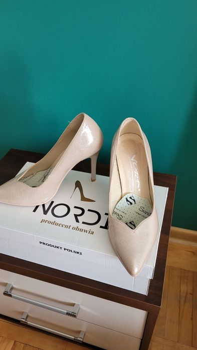Buty szpilki skóra r. 36