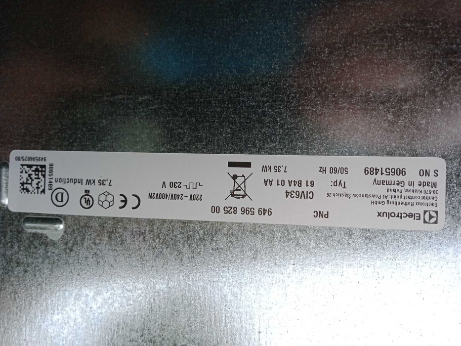 Moduł zasilania i sterowania do płyty indukcyjnej  Elektrolux eiv 634