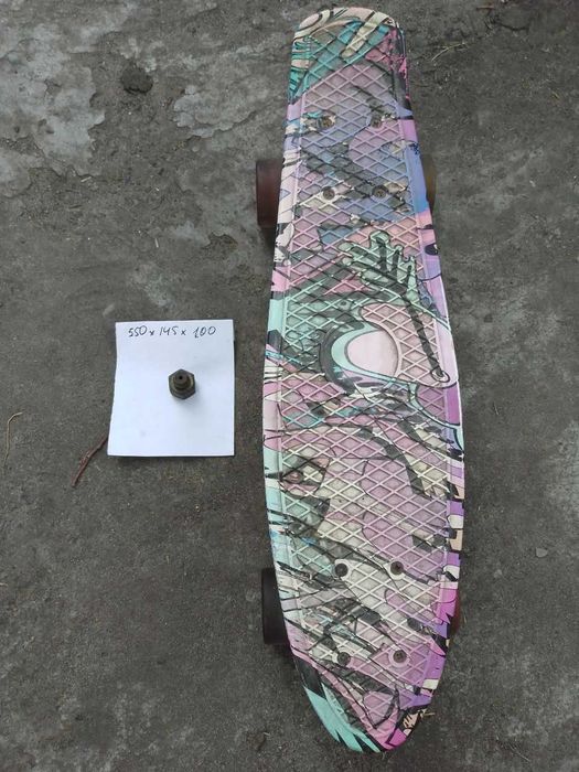 Детский скейт. Пестрый. колеса с подсветкой.