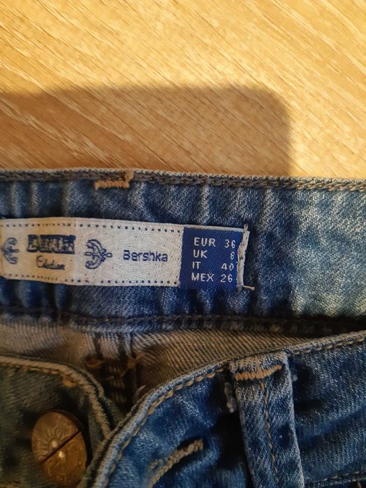Spodenki krótkie damskie bershka