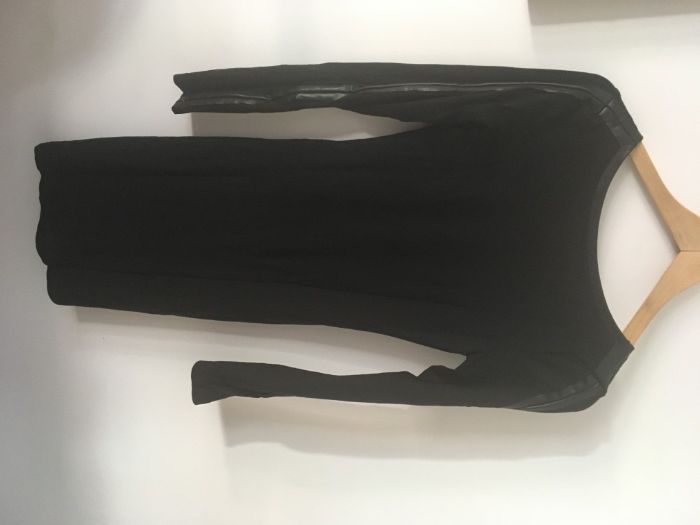 Vestido NOVO preto, marca italiana Stefanel, malha de algodão
