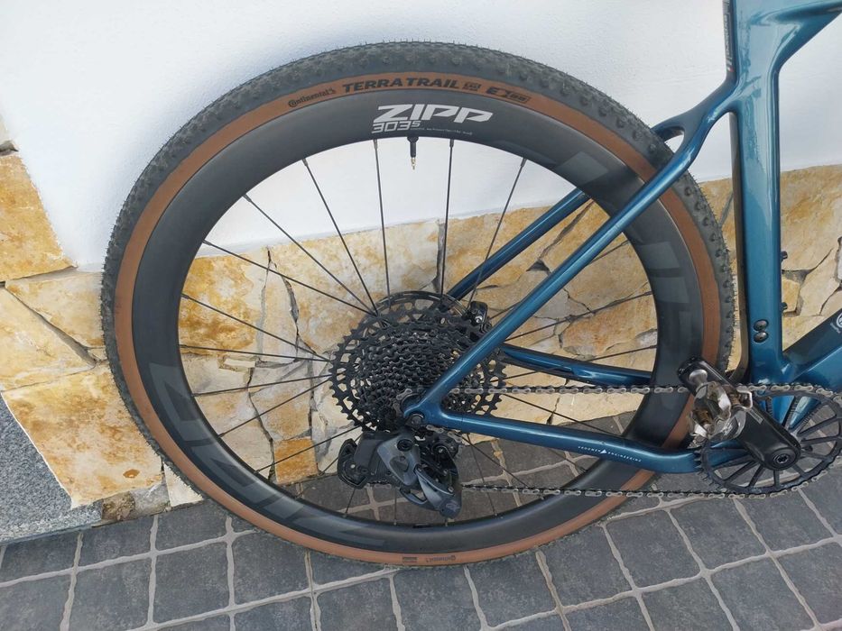 3t exploro team gravel