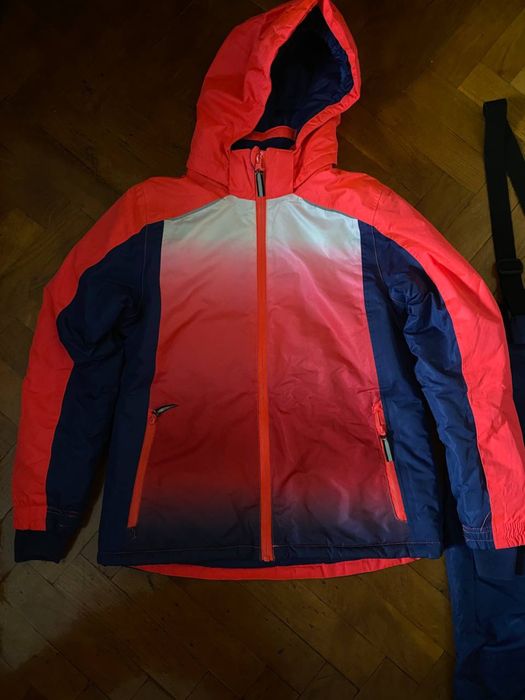 Лижний костюм.