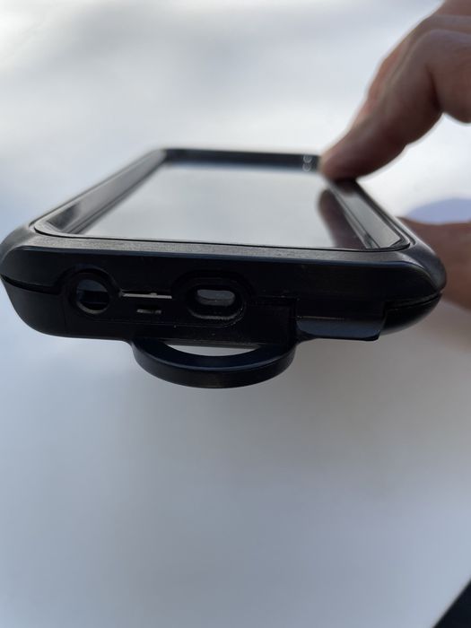 Caixa e Suporte telemovel iphone para moto  ou bike