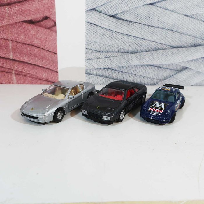 Conjunto 3x Carros Miniatura Ferrari + Porsche