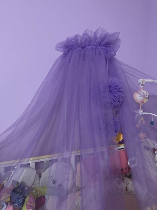 Балдахін на дитячу кроватку