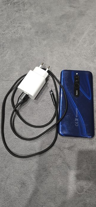 Продається смартфон Xiaomi Redmi 8