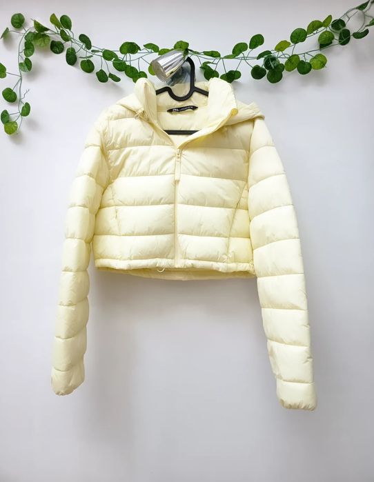 Quispo Amarelo Claro e Curto