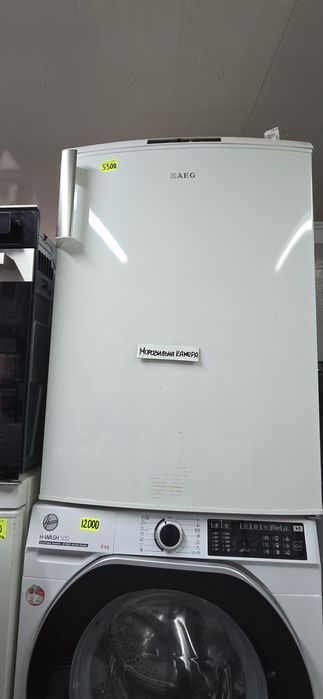 Морозильна камера з Німеччини  Boche c1 Морозильна Bosch GIV11AFE0