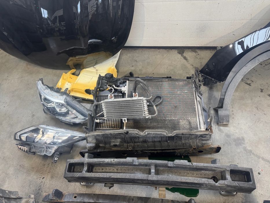 Nissan Qashqai II J11 1.2B Przód Kompletny Z11