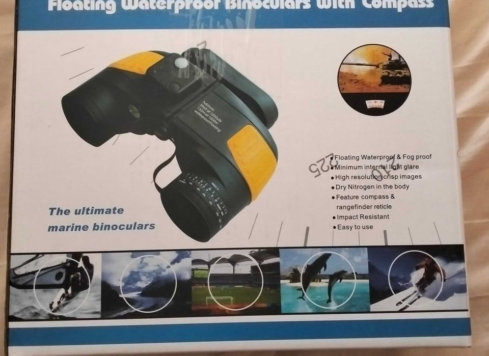 Binóculos com compasso