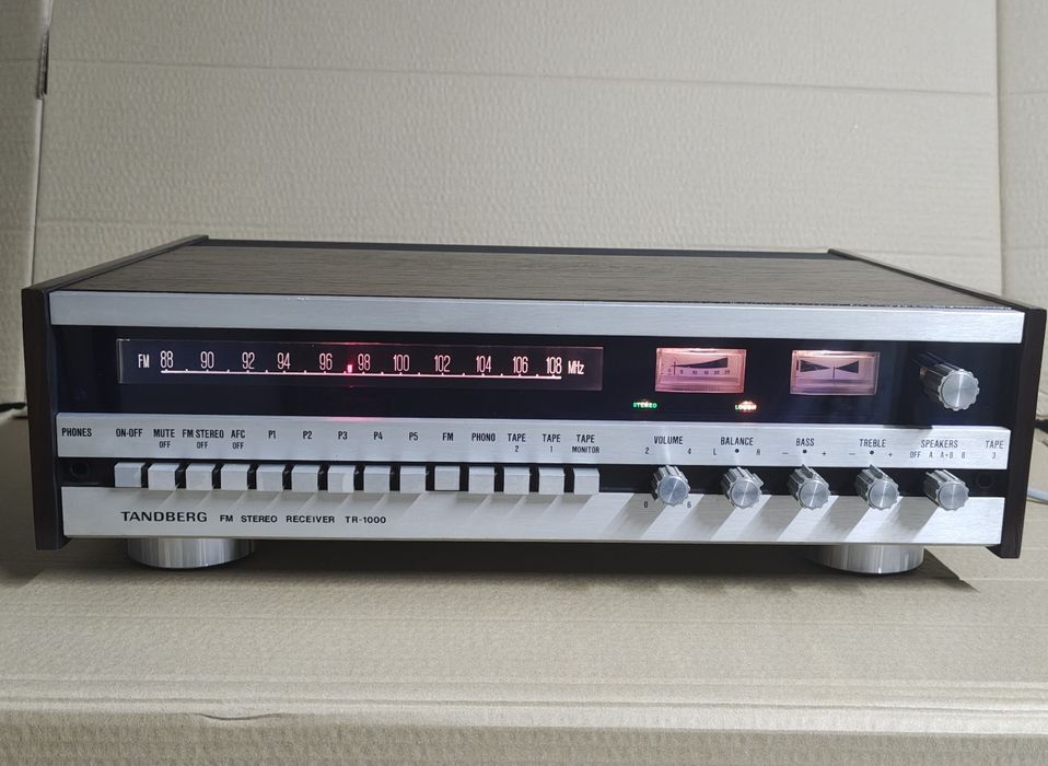 Amplituner Tandberg TR 1000