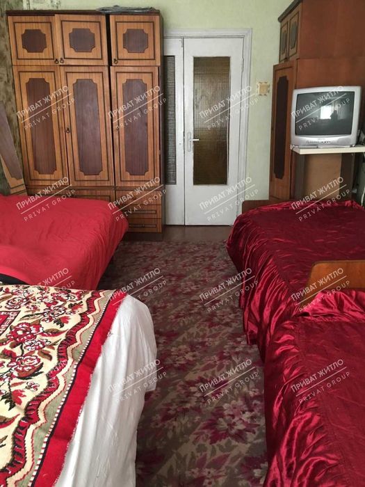 Двокімнатна квартира поруч парку Воїнів-афганців