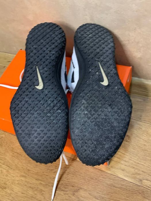 nike lunar tr1 flywire