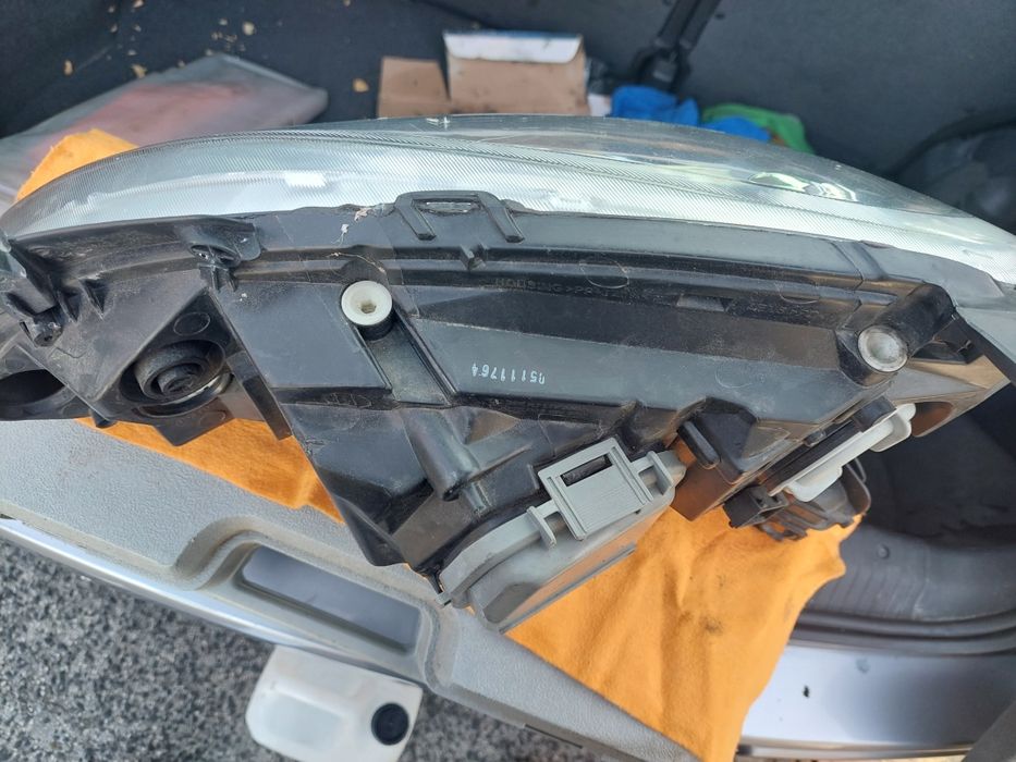 Otica opel corsa c  lupa olho de boi