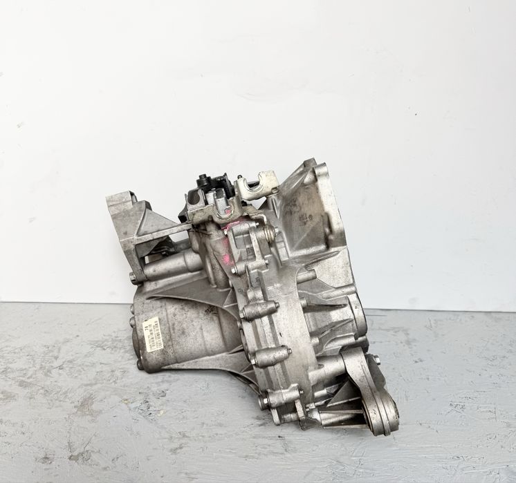 Коробка передач 1.6 TDCI 6-ст. на Ford c-max CV6R 7002 PD
