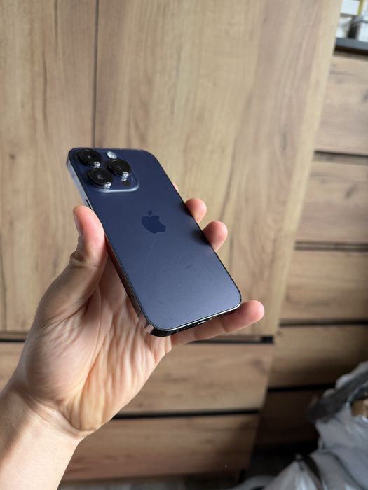 Iphone 14 pro - 93%