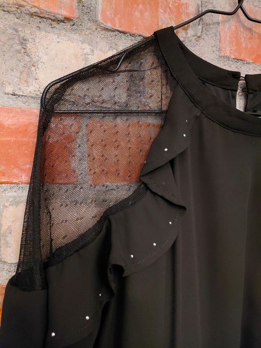 Czarna sukienka ramiona siateczka mohito