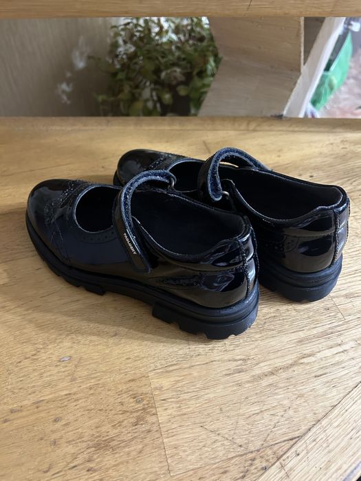 Продам туфли 34 размера pablosky испания