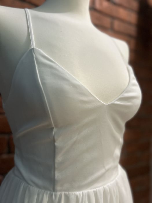 Zjawiskowa biała suknia Maxi z Odkrytymi Plecami elegancka ślub wesele