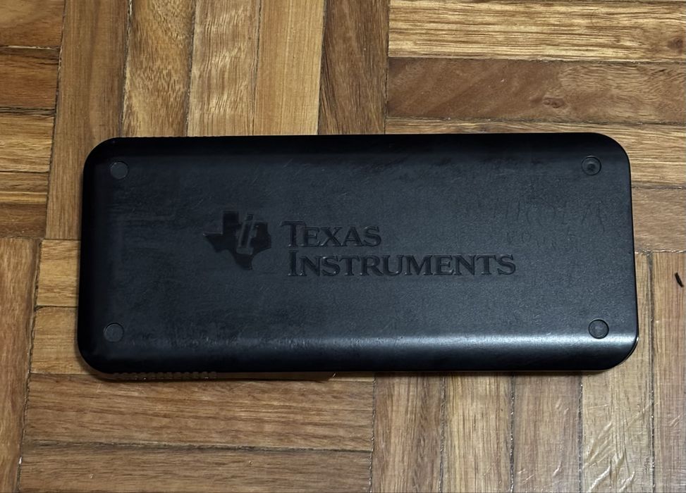 Calculadora Gráfica Texas Instruments TI-83 Premium CE